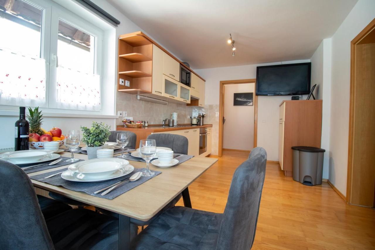 קרנייסקה גורה Apartments Pod Bregom מראה חיצוני תמונה